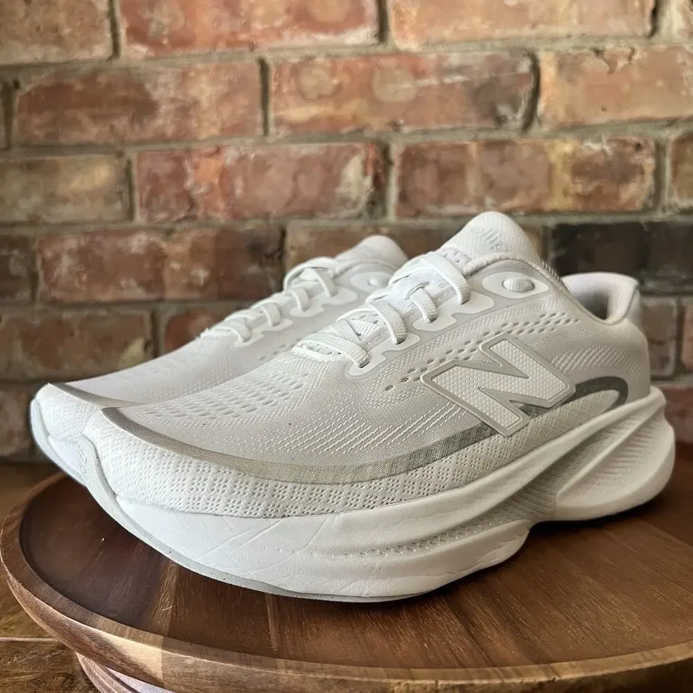 New Balance Ellipse V1 Womens 7.5 White Gray Cushioned Running Shoes Sneakers